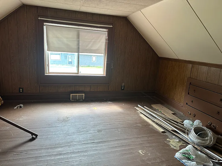 317 Nolan Ave — Photo 11