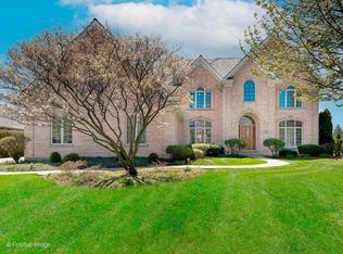 49 Ruffled Feathers Dr, Lemont, IL 60439