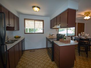 2908 E Cleveland Ave, Spokane, WA 99207