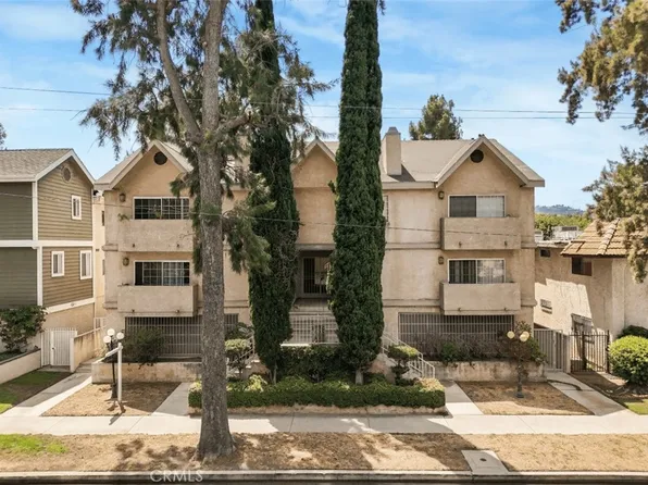 13042 Riverside Dr, Sherman Oaks, CA 91423