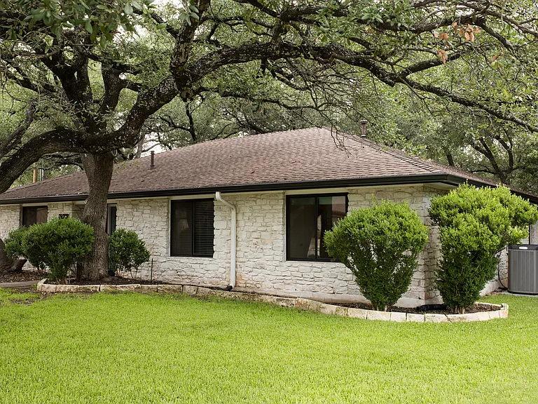 12609 Silver Creek Dr — Photo 4