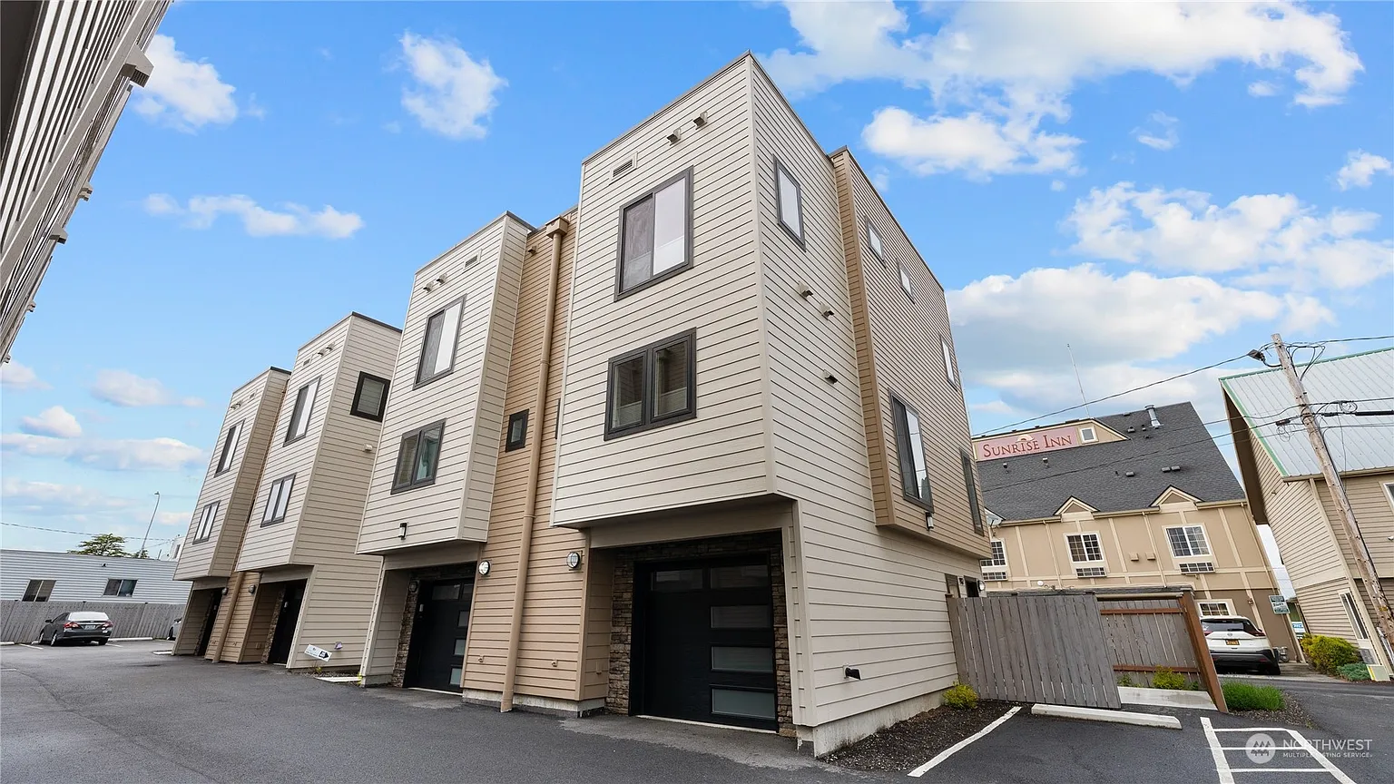 902 21st Street #B1 photo 1