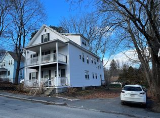 11-11 Pratt St, Worcester, MA 01609