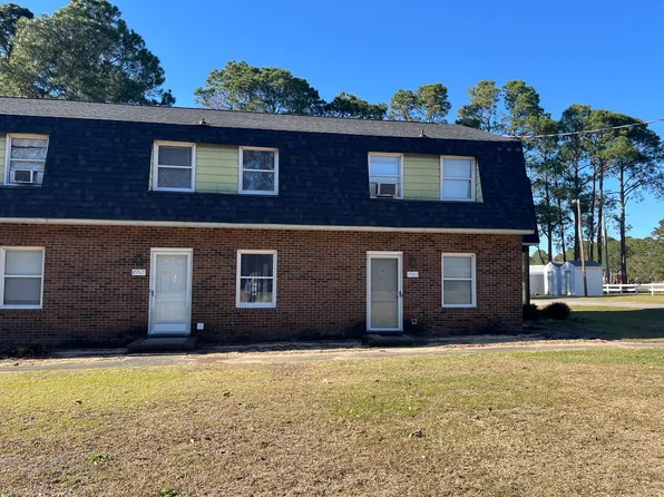 2762 Tomlyn Dr, Kinston, NC 28504