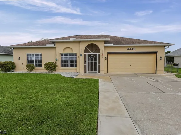 4449 Varsity Lakes Dr, Lehigh Acres, FL 33971