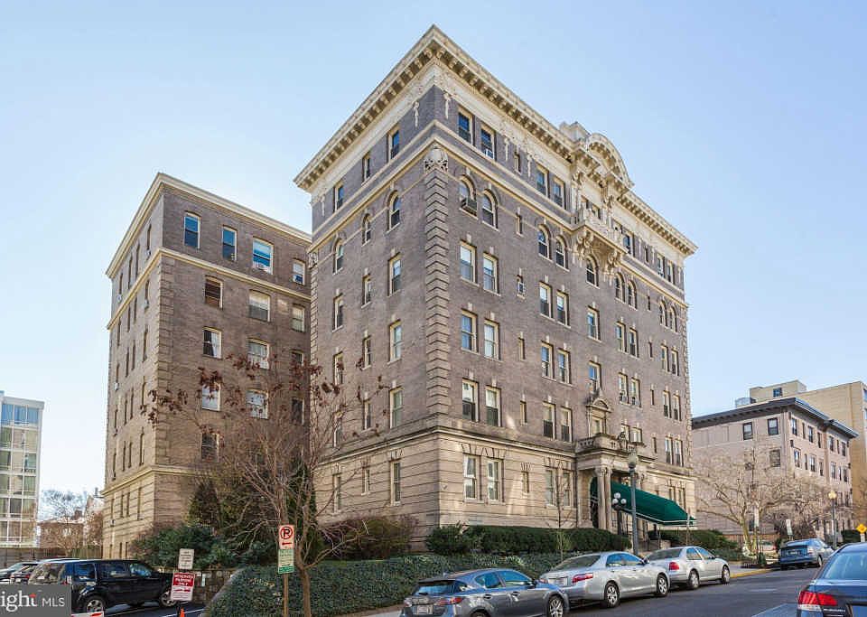 1st image of 2122 California St NW #260