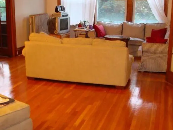 10 Fairbanks St, Brookline, MA 02446