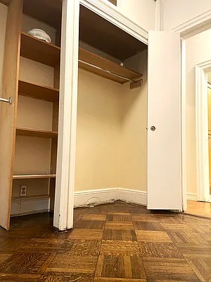 Rented by Virtual Real Estate | media 12