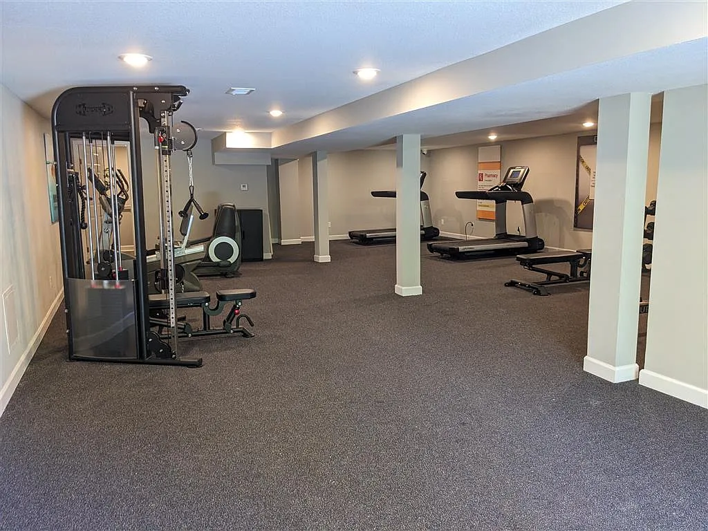Woodlark Apartments — Photo 4