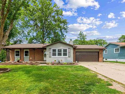 24 Gleason Dr, Iowa City, IA, 52240
