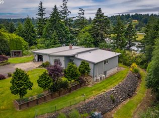 93837 Lamont Ln, Coos Bay, OR 97420