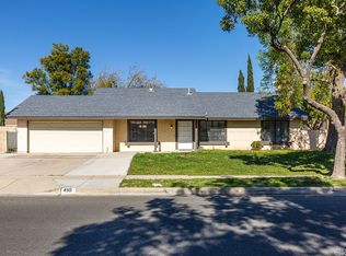 490 E Walnut Ave, Rialto, CA 92376