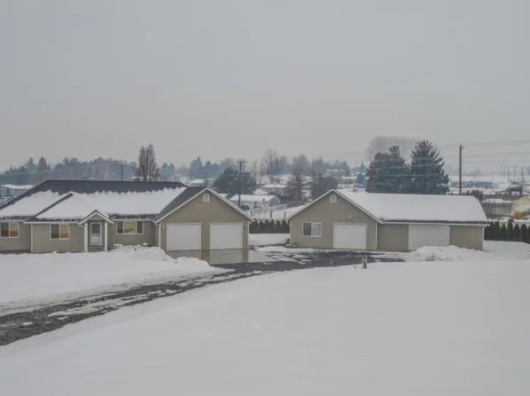 40 Ames Rd, Selah, WA 98942
