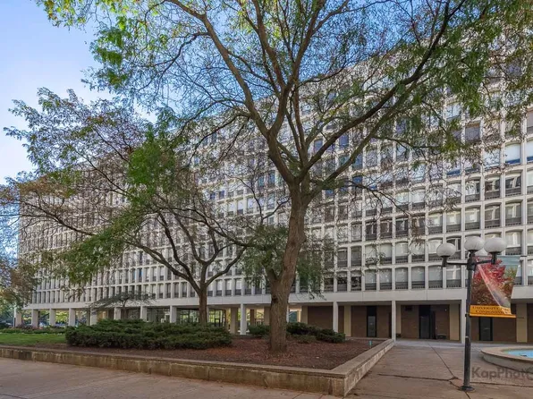 1450 E 55th St #527S, Chicago, IL 60615