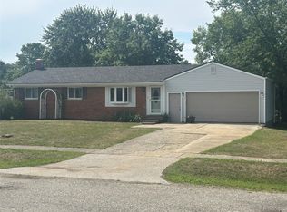 1320 Athlone St, Oxford, MI 48371