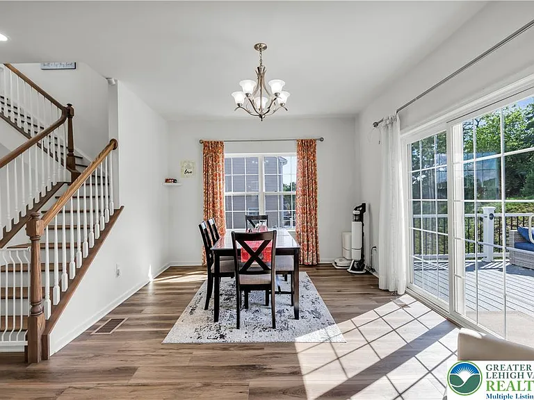 5044 Bellflower Dr — Photo 35