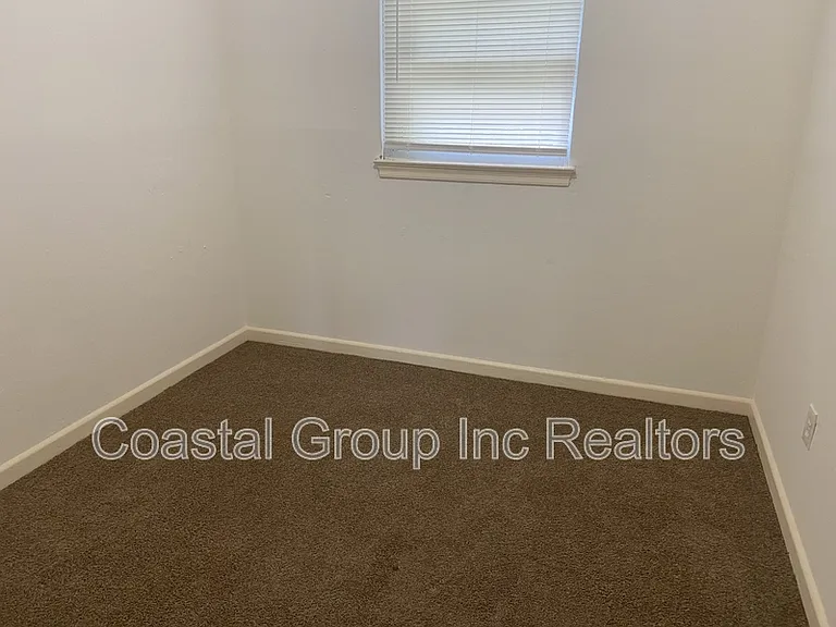 1632 Janke Rd — Photo 18