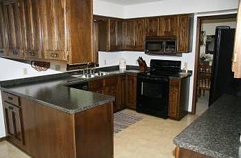 3rd image of 3933 Gresham Ct N