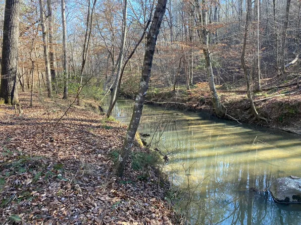 5600 Black Creek Dr, Bessemer, AL 35022