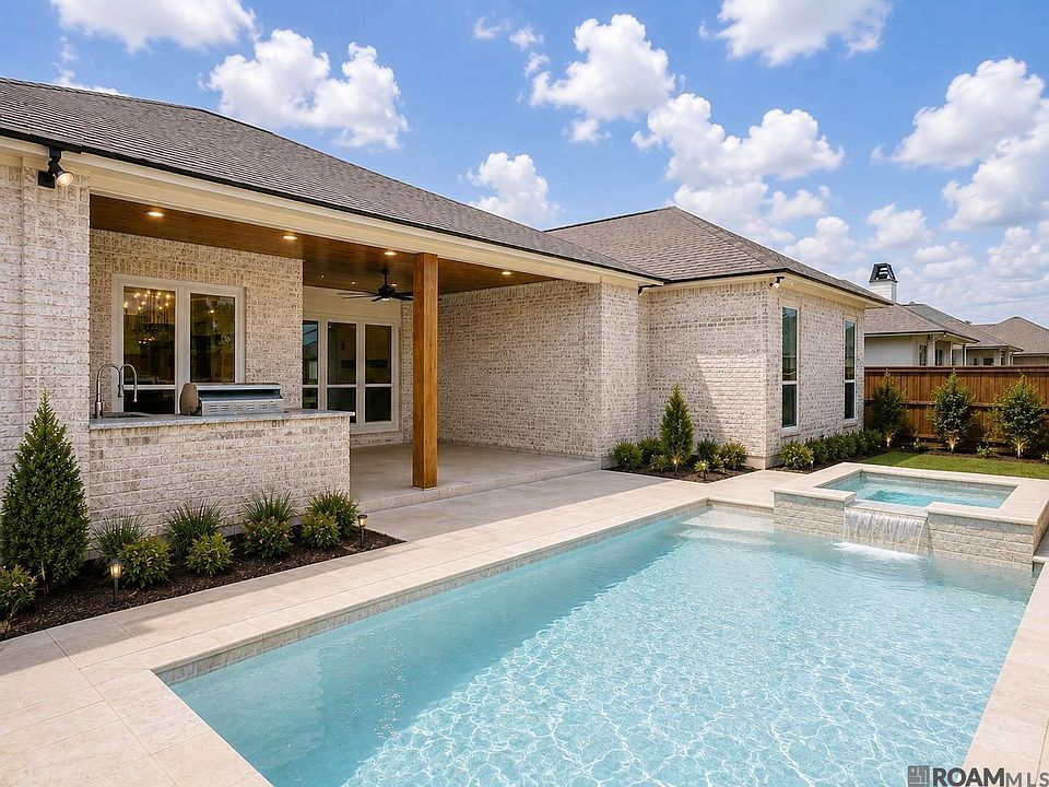 2nd image of 38202 Sweet Briar Dr