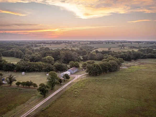 5870 County Road 5375, Cherryvale, KS 67335
