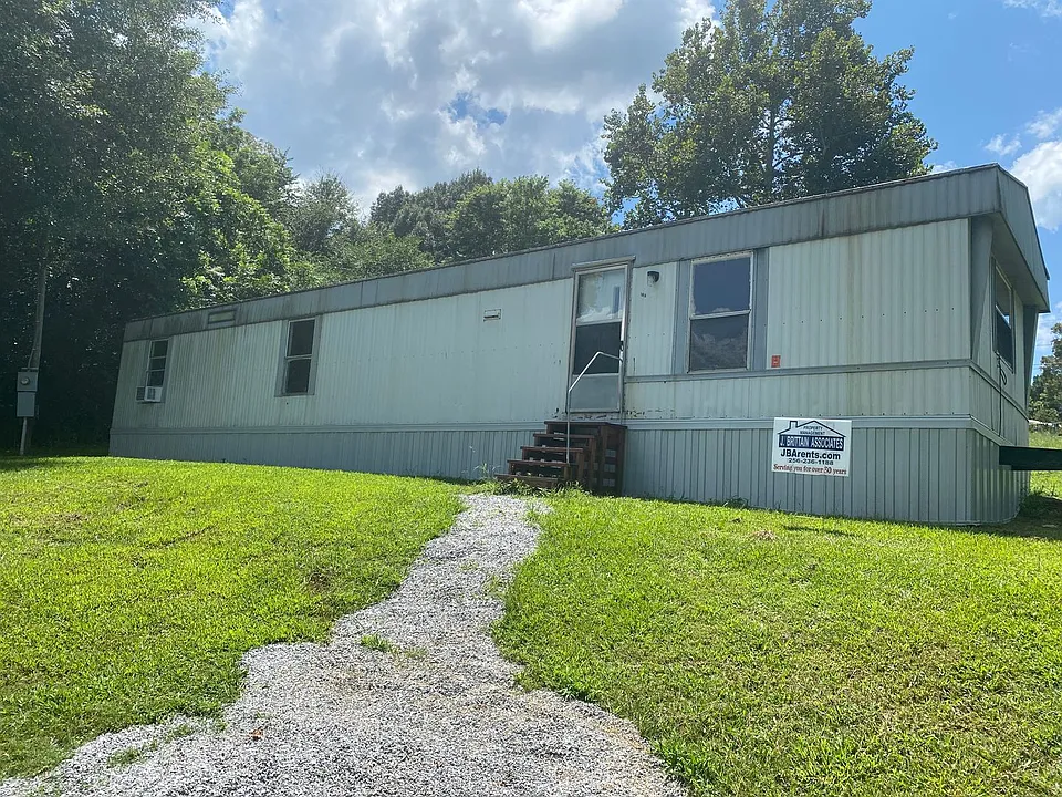 1414 Parkwood Dr