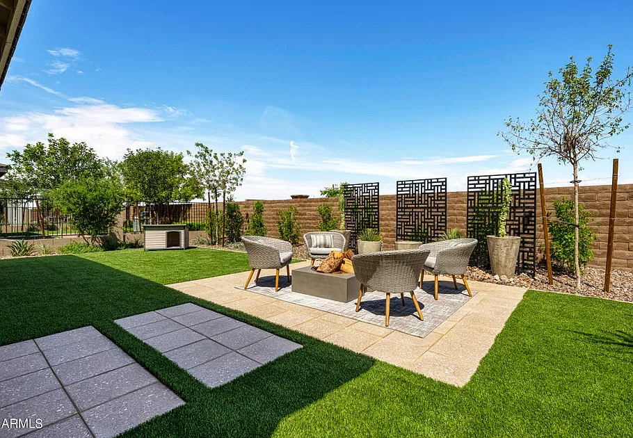 3 bed, 2039 sqft, $3,500 — Photo 3