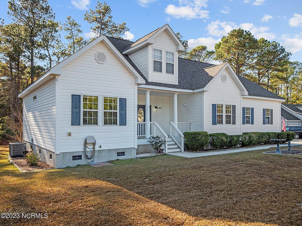 1627 Chadwick Shores Drive, Sneads Ferry, NC 28460 Zillow