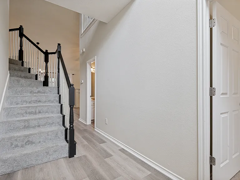 6137 Pebble Creek Dr — Photo 15