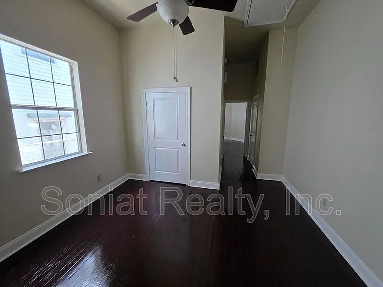 621 S Cortez St — Photo 5
