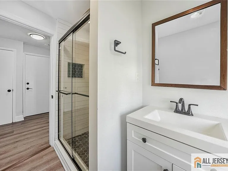 125 White Horse Ave — Photo 14