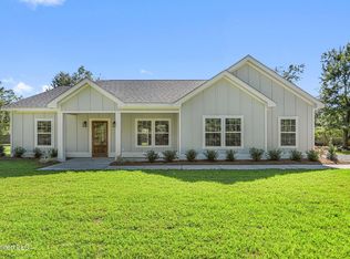 212 Hugo St, Bay Saint Louis, MS 39520