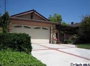 9047 Riderwood Dr, Sunland, CA 91040