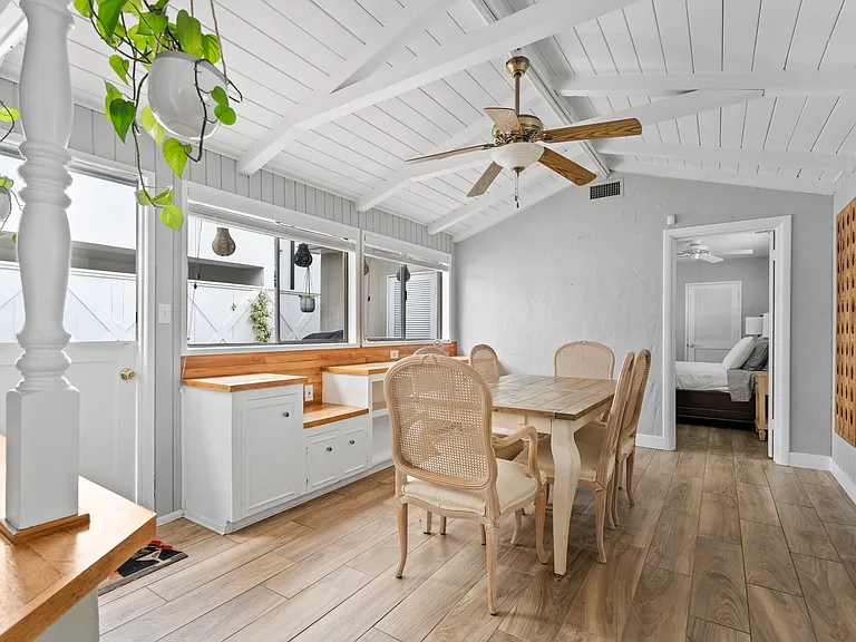 714 Heliotrope Ave — Photo 8