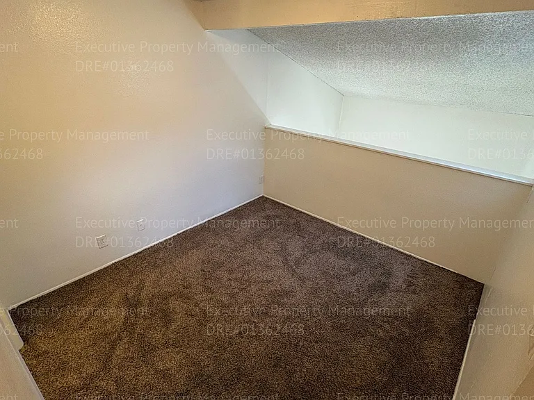 Cozy 1 bedroom loft apartment — Photo 18