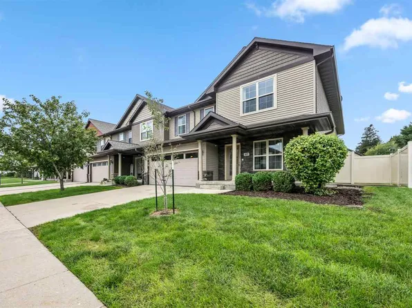 409 Churchill Dr, North Liberty, IA 52317