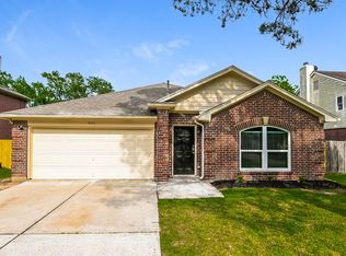 4305 Kingfish Dr, Seabrook, TX 77586