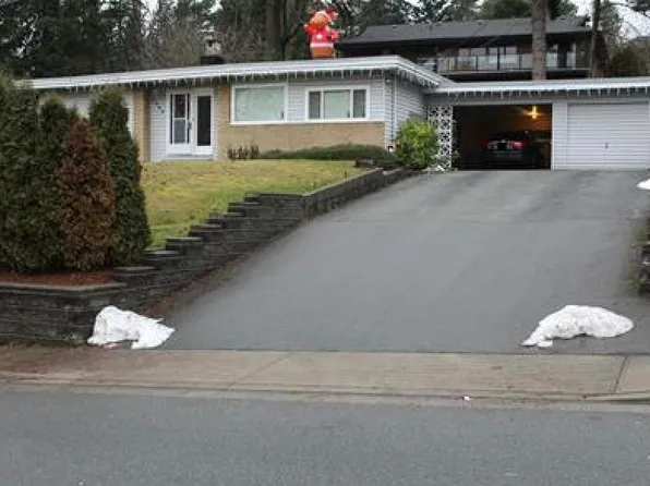 1963 Cape Horn Ave, Coquitlam, BC V3K 1J2