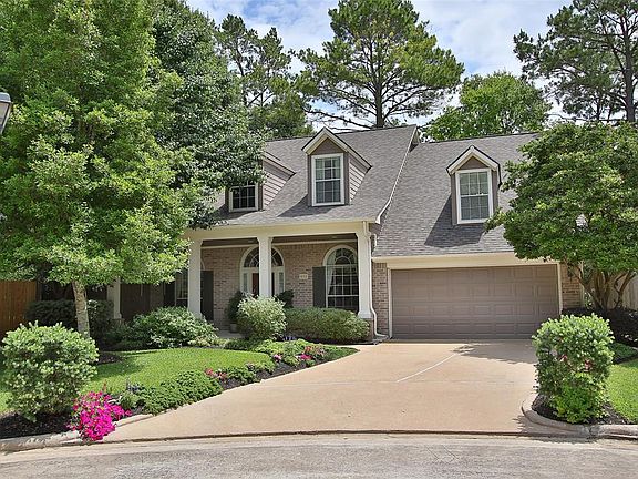 Stunning Curb Appeal.