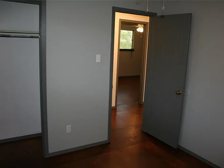 103 Cloudview Dr #A — Photo 11