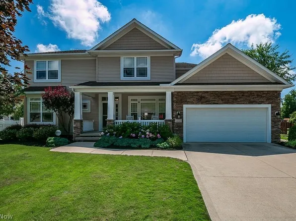 38642 Edward Walsh Dr, Willoughby, OH 44094