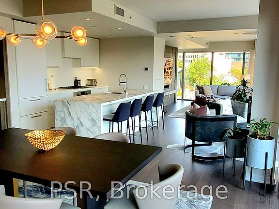 2nd image of 60 Colborne St #902