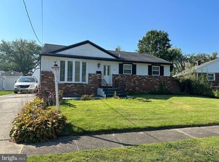 726 Jackson Ave, Magnolia, NJ 08049