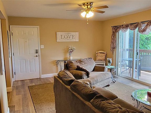 3rd image of 14 Eagle Rock Cv Unit 304