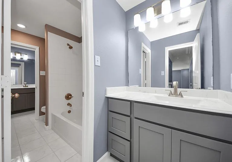 Jack and Jill upstairs bathroom