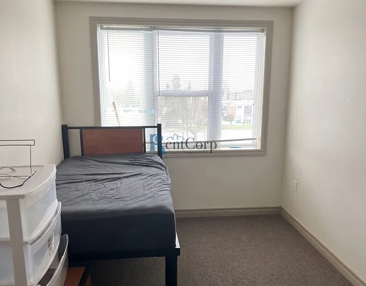 306 Lester St #1 — Photo 1