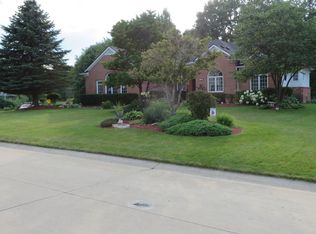 1134 Cottonwood, lake orion, MI 48360
