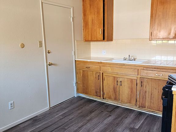 4th image of 116A Garnsey Ave #0