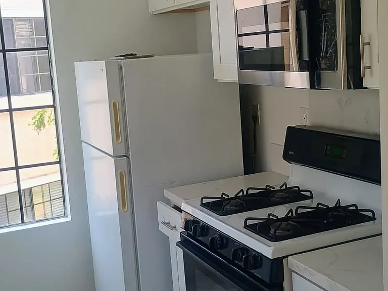 8513 Summerdale Rd #306 — Photo 6