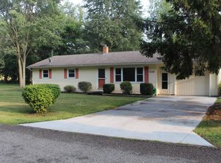 516 Fayette St, Jonesville, MI 49250